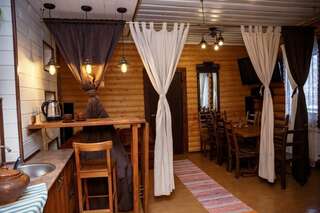 Гостевой дом Вишневый сад Городец Коттедж с собственным бассейном-2